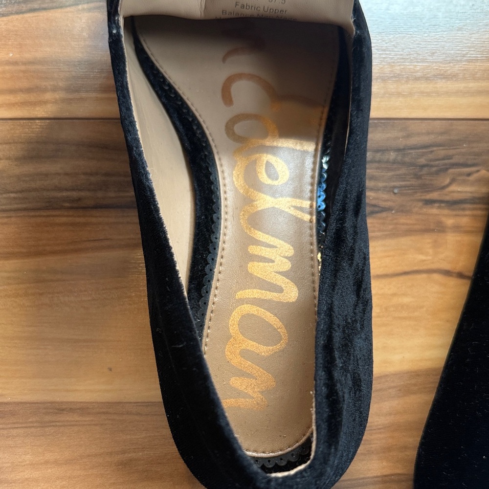 Sam Edelman Black Velvet Flats - Picture 10 of 10
